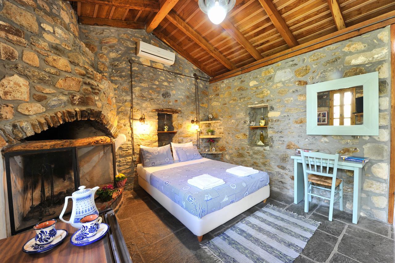 ελαιώνας της γέρας 3* Marmaro (Lesbos)